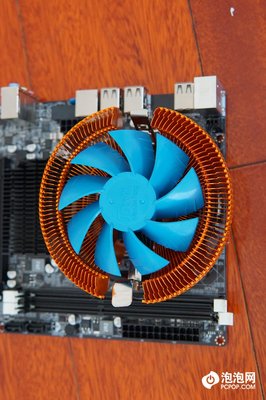 六核心十二線程 拼多多“高端游戲主機”評測 揭秘計算機周邊設備批發市場的“高性價比”選擇